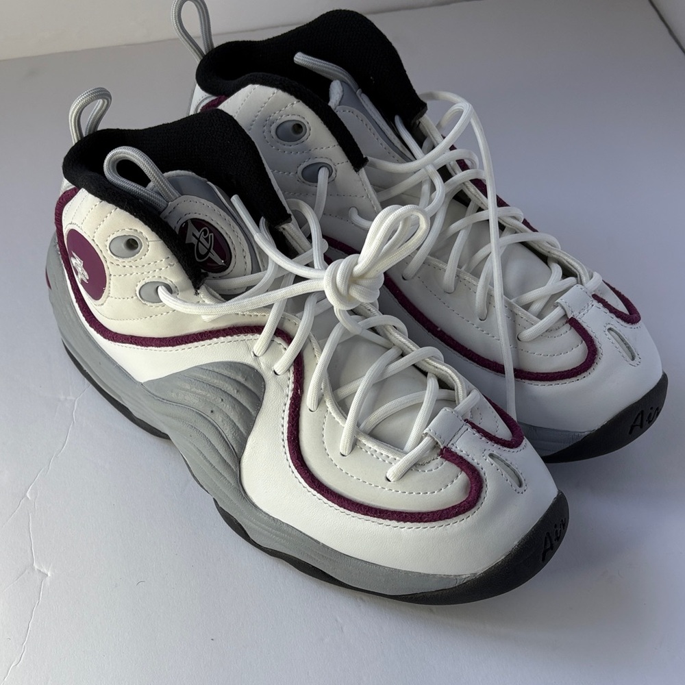 Women White and Purple Athletic Shoes